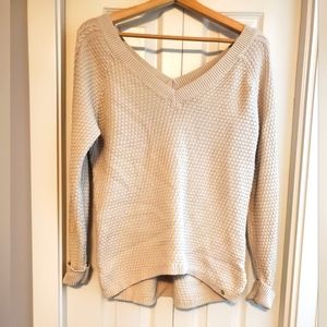 Guess sweater. Size Medium